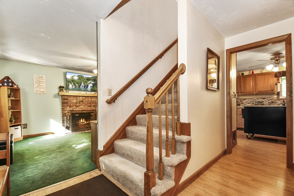 549 Chestnut Hill Road Millville, MA 01529 - Photo 6 of 38 a view of entryway with yard and furniture