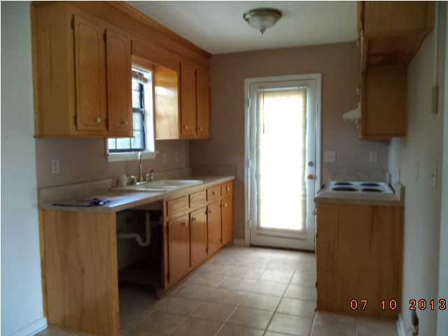 116 Johnny Reb Drive Moncks Corner, SC 29461 - Photo 4 of 10 Additional Photo