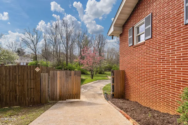 $535,000 | 906 Althea Street, Johnson City, TN 37601