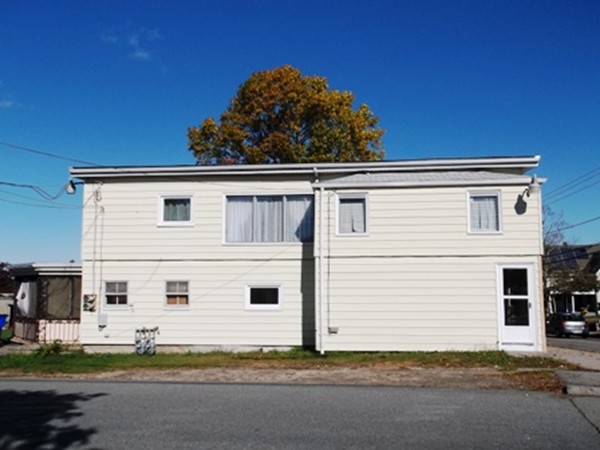 1641-1645 Stafford Road Fall River, MA 02721 - Photo 4 of 12 Gallery Image 4