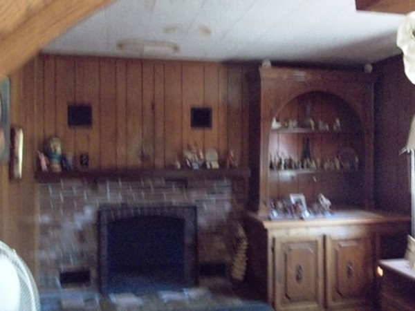 1641-1645 Stafford Road Fall River, MA 02721 - Photo 8 of 12 Gallery Image 8