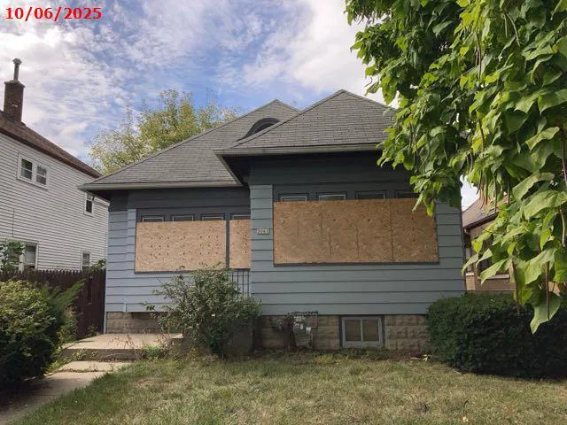 $120,000 | 3061 North 52nd Street, Milwaukee, WI 53210