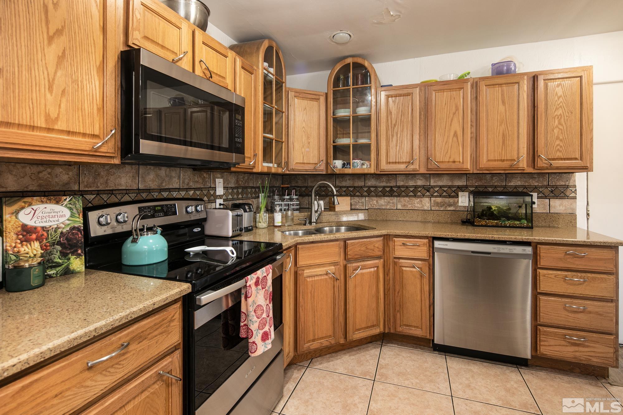 815 Broadway Boulevard Reno, NV 89502 - Photo 4 of 26 Photo 4