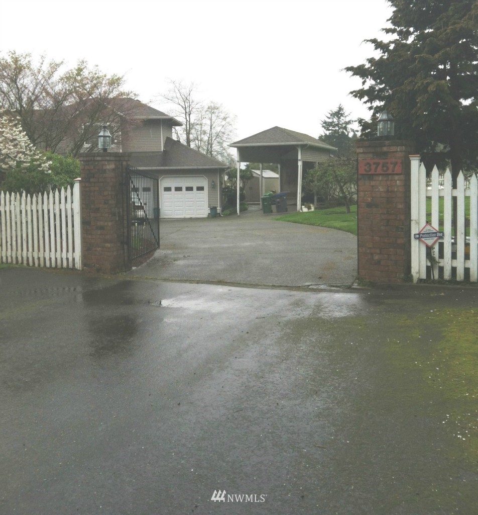 3757 Tracyton Beach Road Northwest Bremerton, WA 98310 - Photo 14 of 15 Gallery Image 14