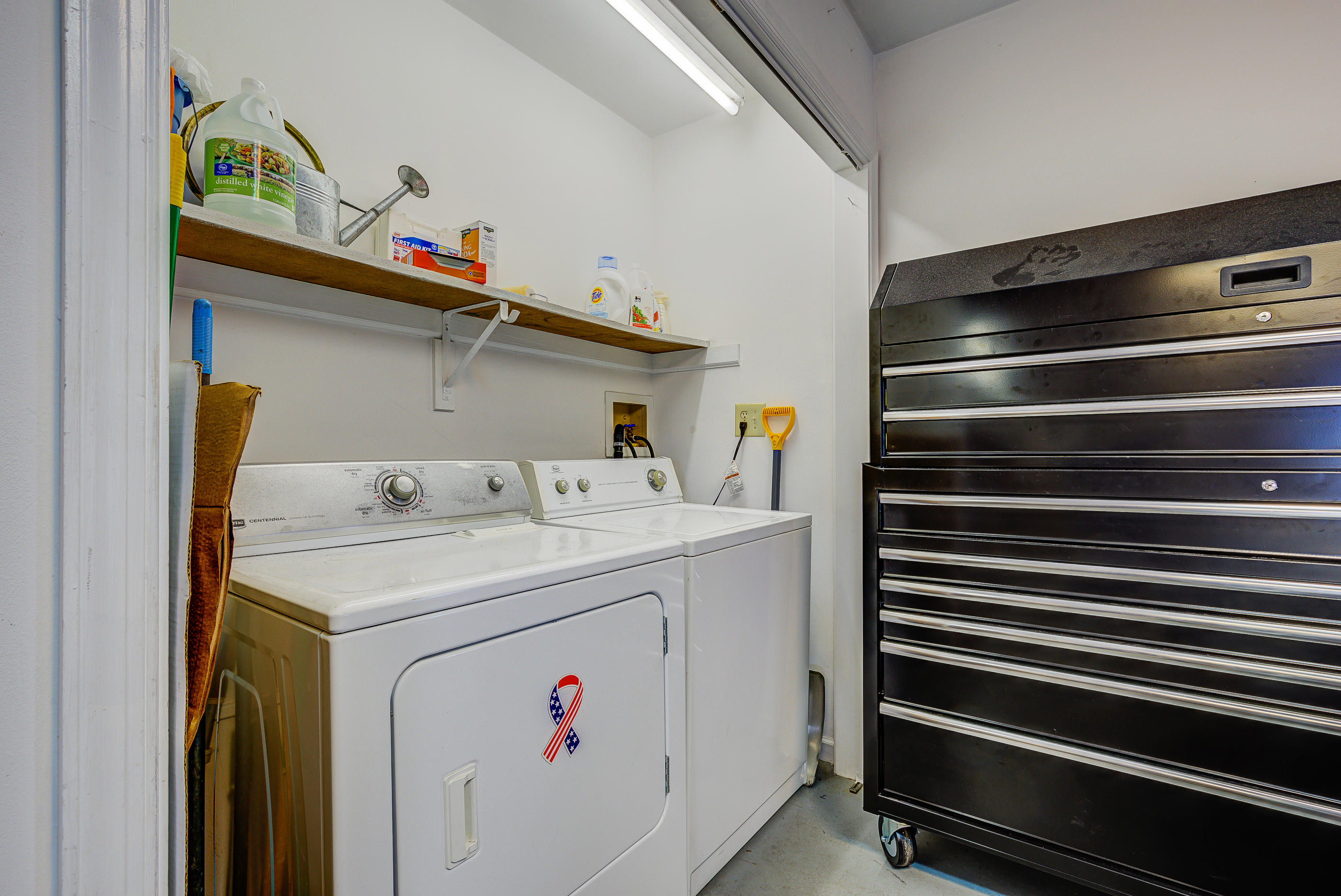 3470 Sterling Road Roanoke, VA 24014 - Photo 19 of 36 Laundry