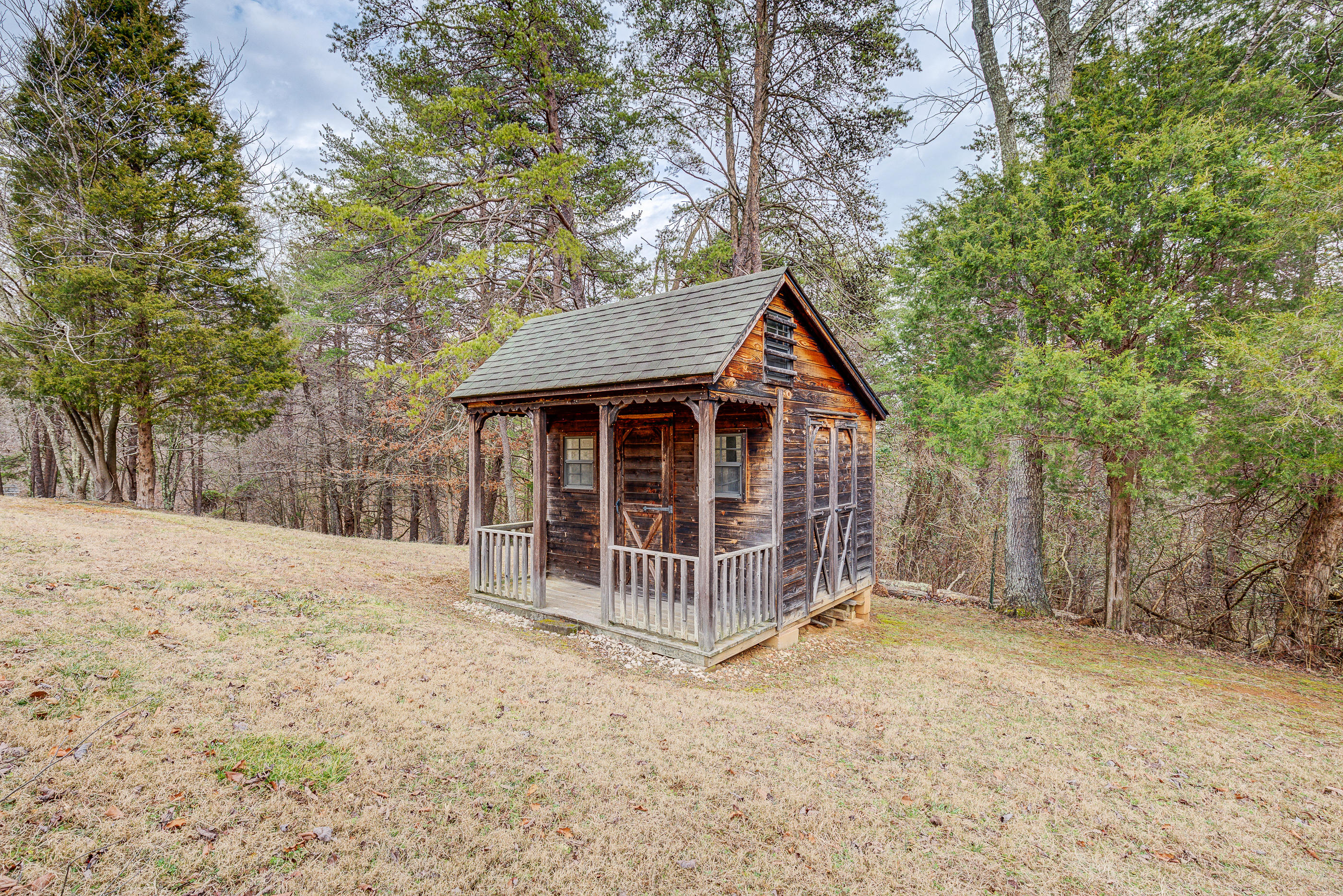 3470 Sterling Road Roanoke, VA 24014 - Photo 30 of 36 Playhouse