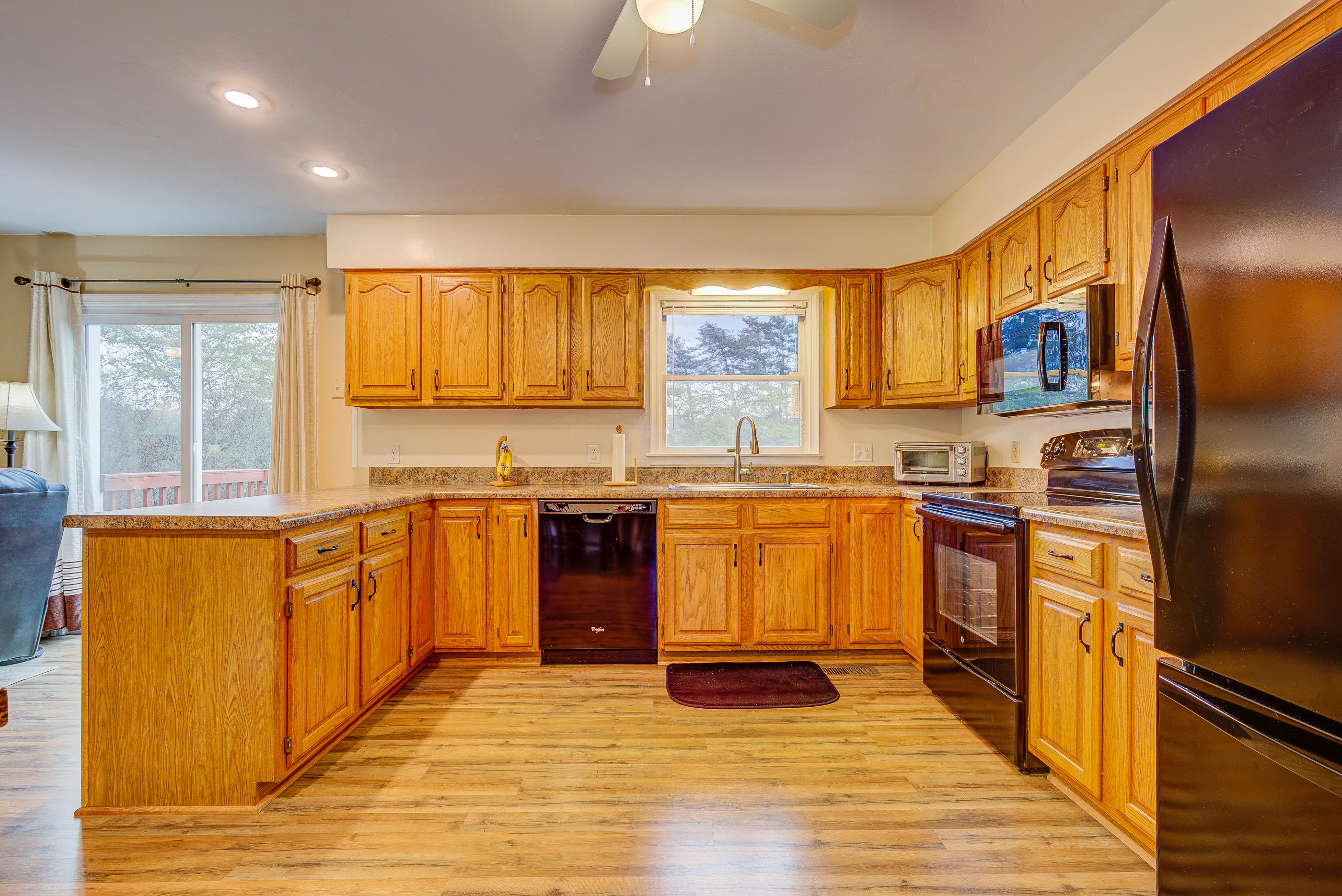 3470 Sterling Road Roanoke, VA 24014 - Photo 5 of 36 Kitchen