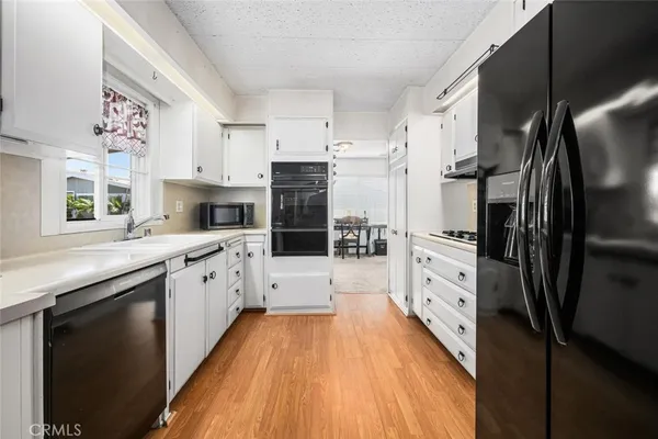 $212,425 | 16222 Monterey Lane, Unit 228, Huntington Beach, CA 92649