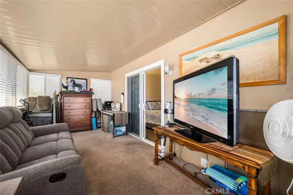 $212,425 | 16222 Monterey Lane, Unit 228, Huntington Beach, CA 92649