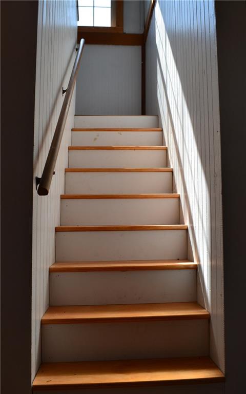 62 Statement Street Washington, PA 15301 - Photo 12 of 23 Staircase to 2nd level bedrooms