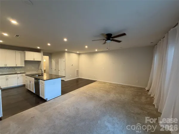 $2,200 | 318 Willow Wood Court, Matthews, NC 28104