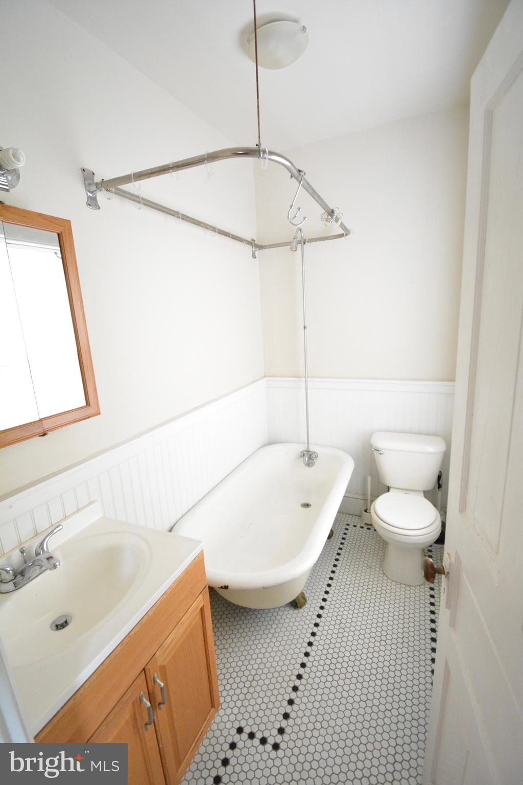 247 Hansberry Street Philadelphia, PA 19144 - Photo 11 of 22