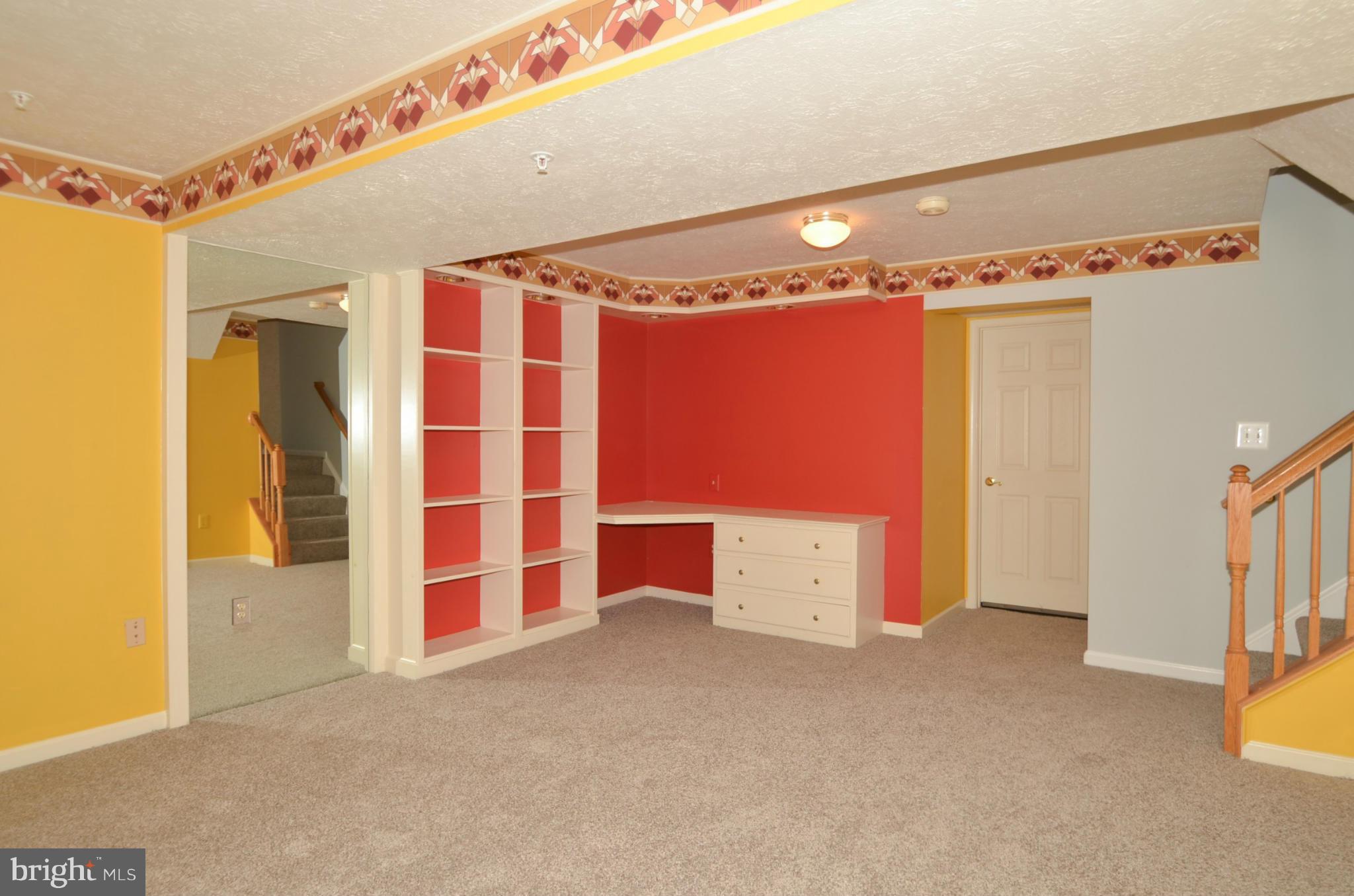 8602 Jacks Reef Road Laurel, MD 20724 - Photo 19 of 23 Family Room