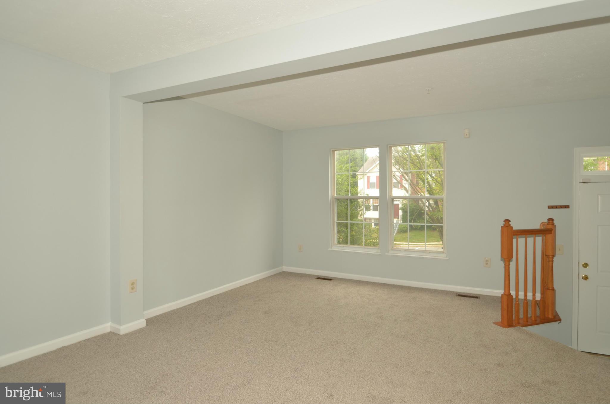 8602 Jacks Reef Road Laurel, MD 20724 - Photo 3 of 23 Living Room