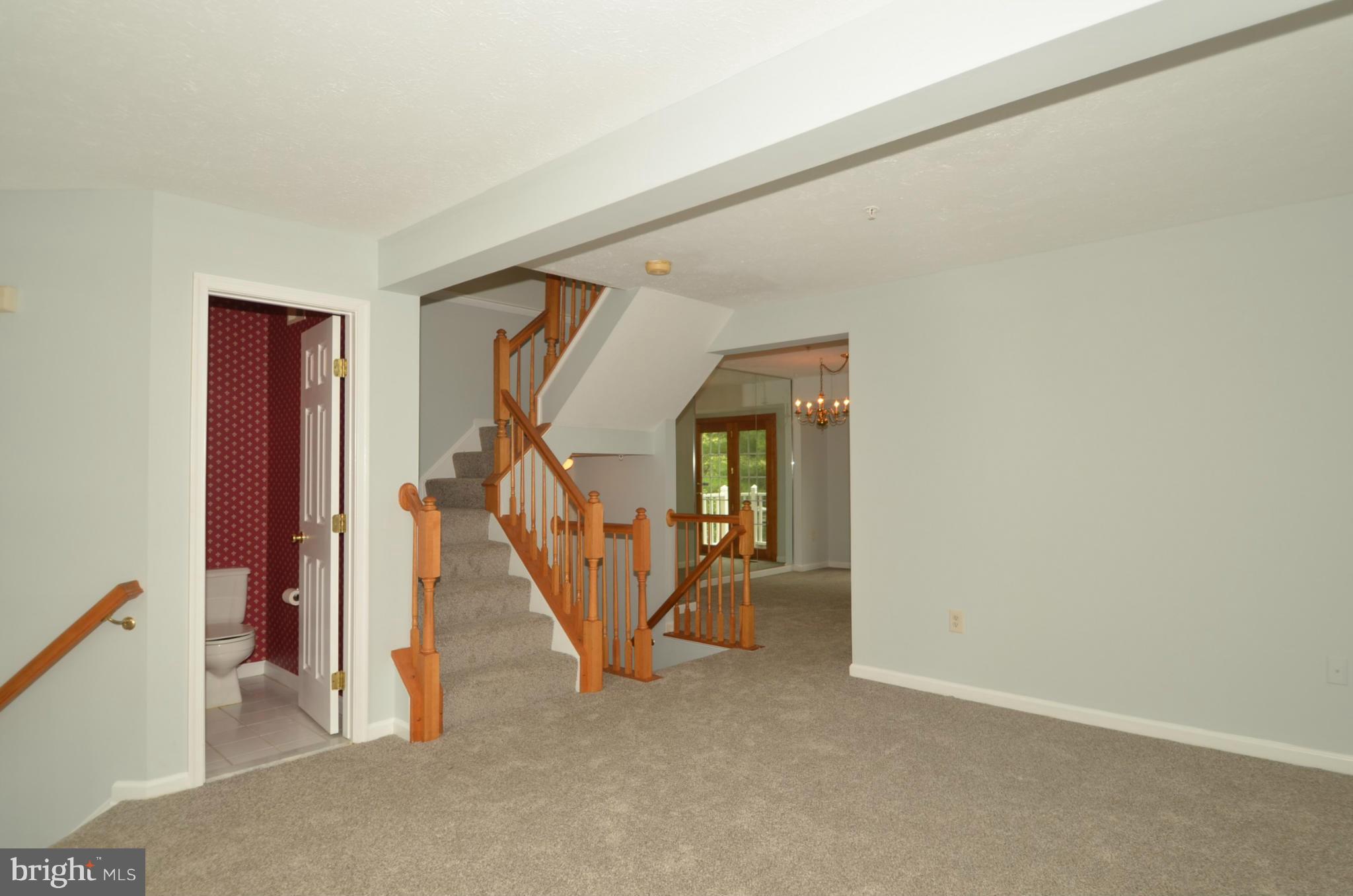 8602 Jacks Reef Road Laurel, MD 20724 - Photo 4 of 23 Living Room