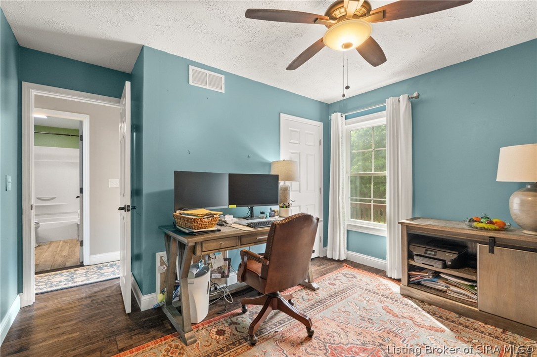 11115 Lambs Ridge Road Southeast Elizabeth, IN 47117 - Photo 25 of 31