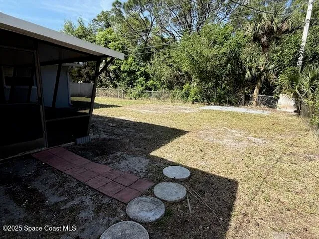 $2,100 | 945 Date Avenue, Merritt Island, FL 32953