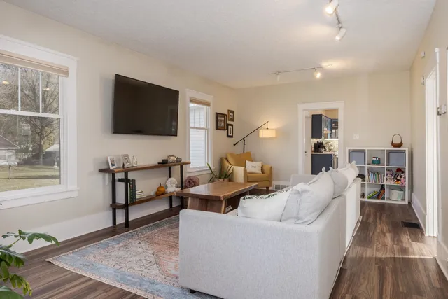 $169,900 | 519 South 6th Street, Fairbury, IL 61739