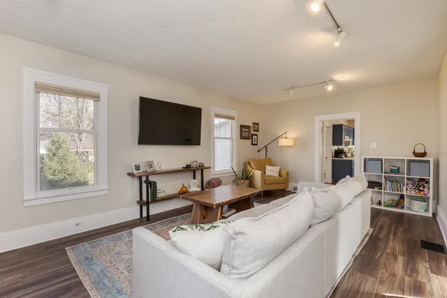 $169,900 | 519 South 6th Street, Fairbury, IL 61739