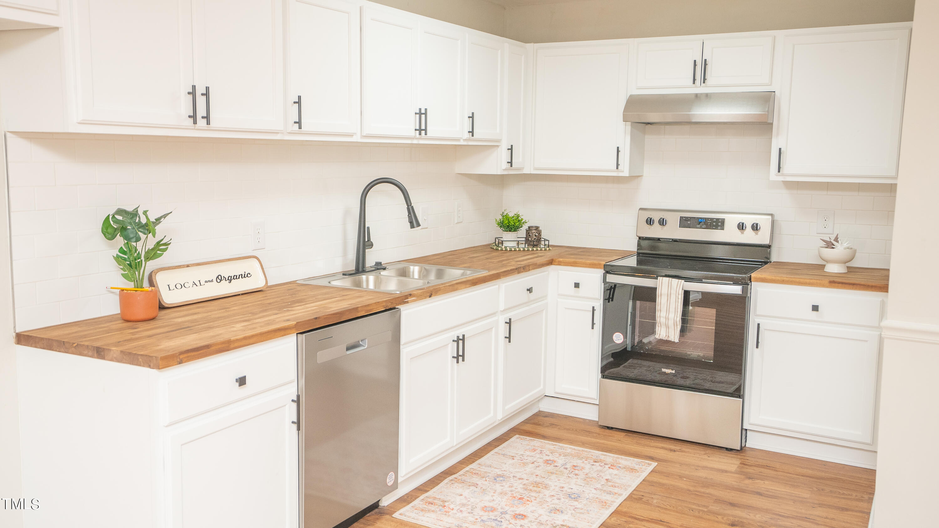 1025 Riverside Circle Spring Lake, NC 28390 - Photo 12 of 63 DSC00208