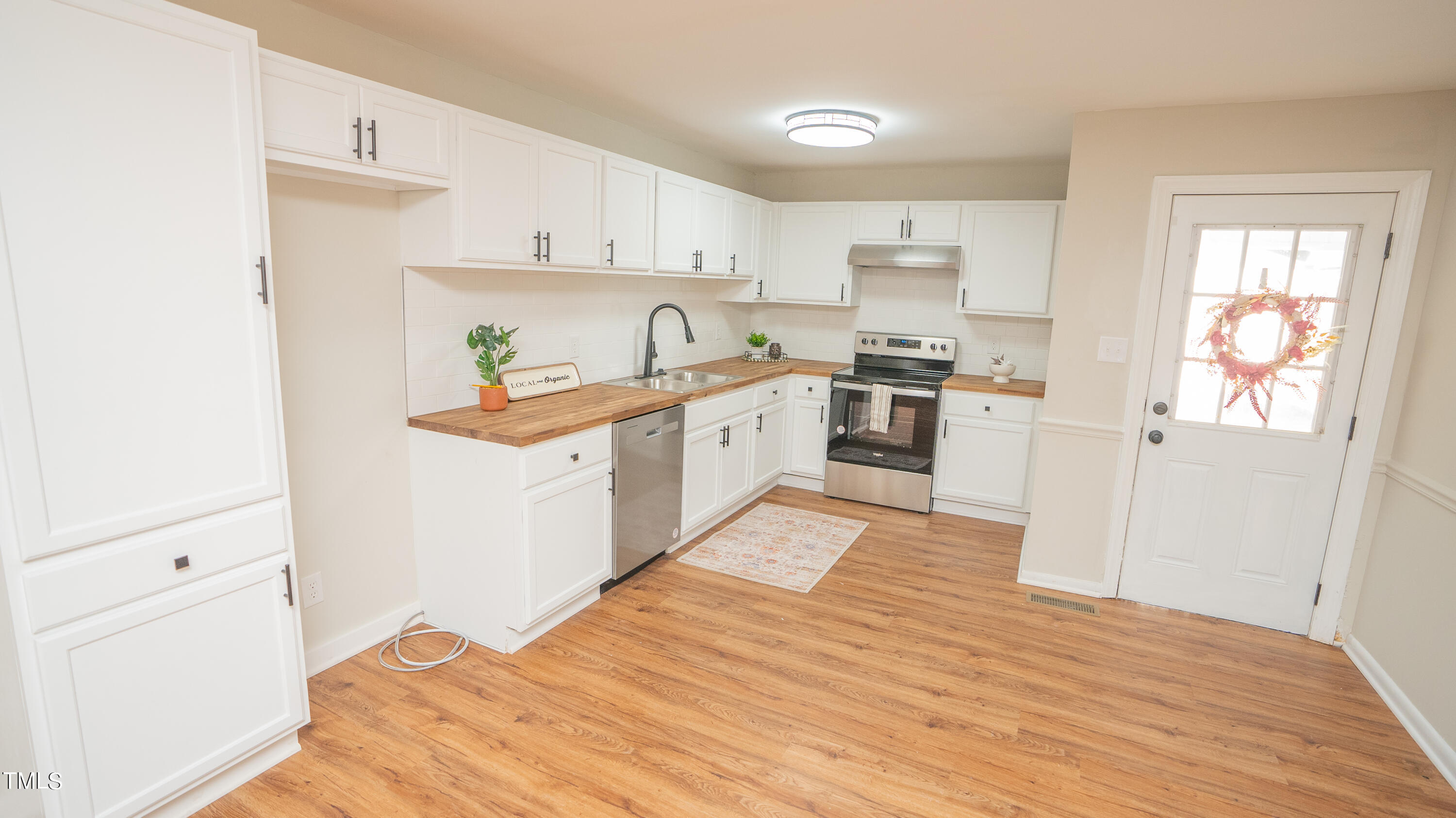 1025 Riverside Circle Spring Lake, NC 28390 - Photo 13 of 63 DSC00209