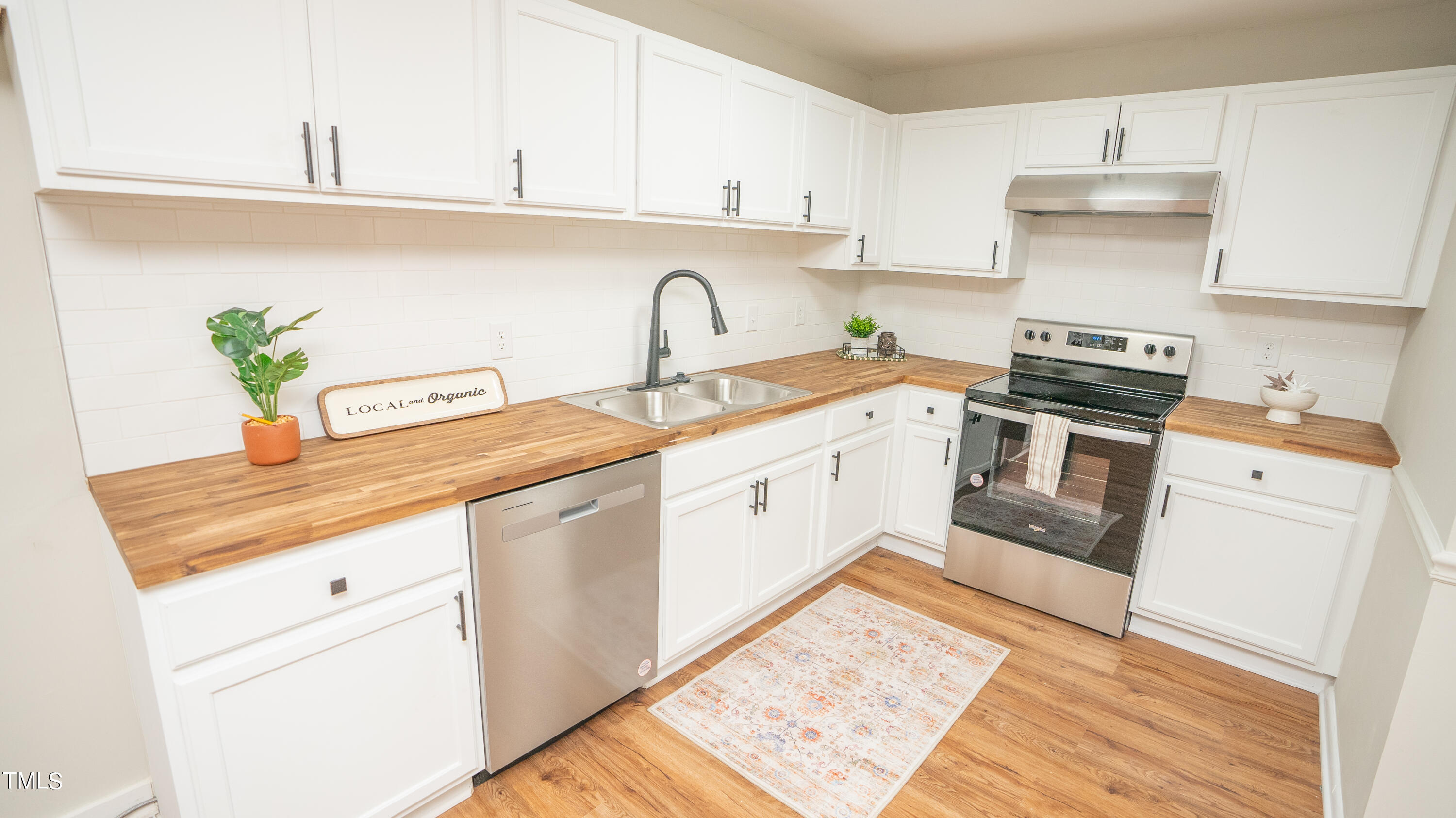 1025 Riverside Circle Spring Lake, NC 28390 - Photo 15 of 63 DSC00210