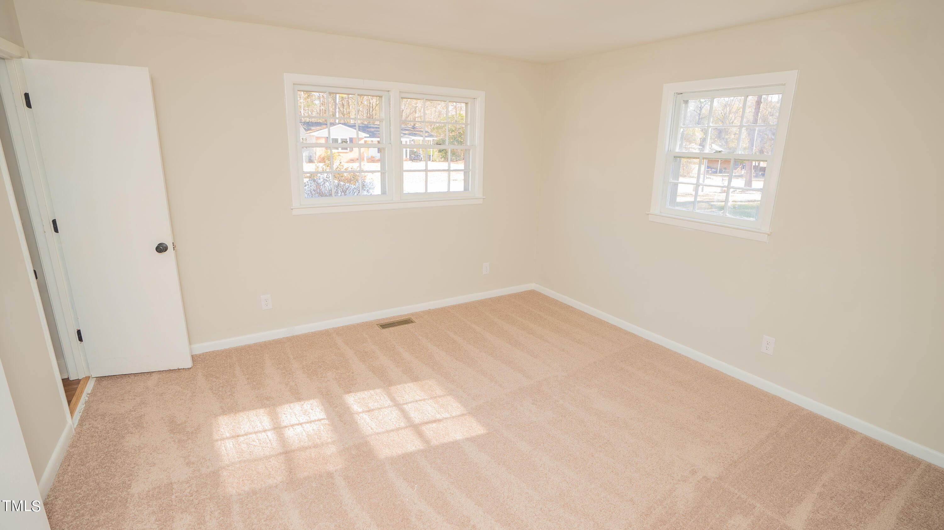 1025 Riverside Circle Spring Lake, NC 28390 - Photo 25 of 63 DSC00187