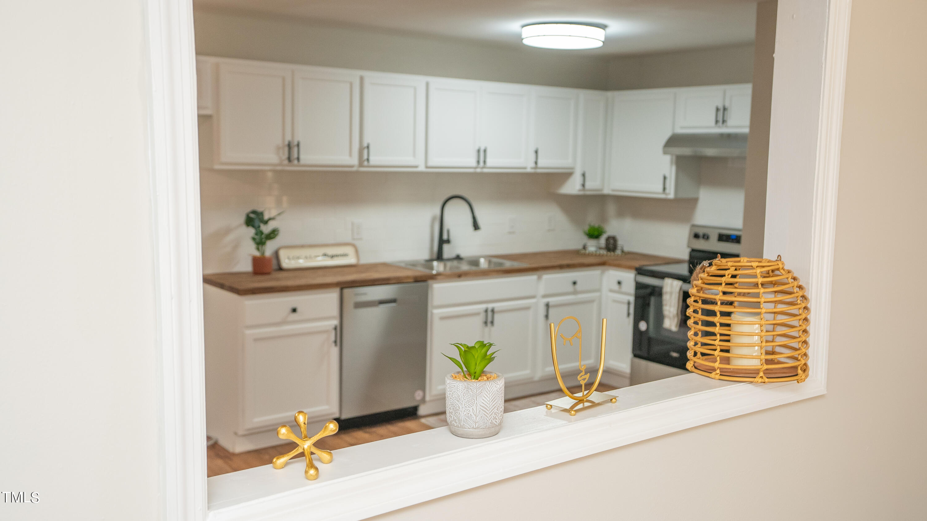 1025 Riverside Circle Spring Lake, NC 28390 - Photo 10 of 63 DSC00207
