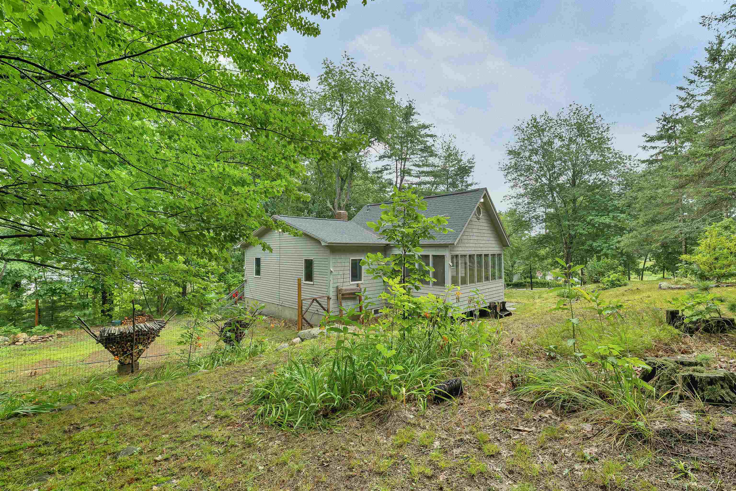 91 Oak Hill Road Concord, NH 03301 - Photo 5 of 60 Gallery Image 5