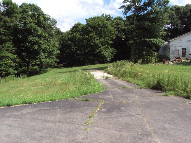 11103 Bugtussle Road Fountain Run, KY 42133 - Photo 11 of 18 Gallery Image 11