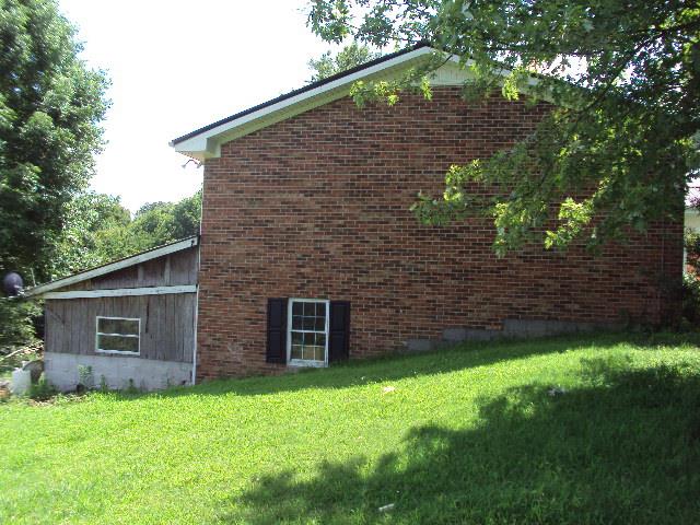 11103 Bugtussle Road Fountain Run, KY 42133 - Photo 3 of 18 Gallery Image 3