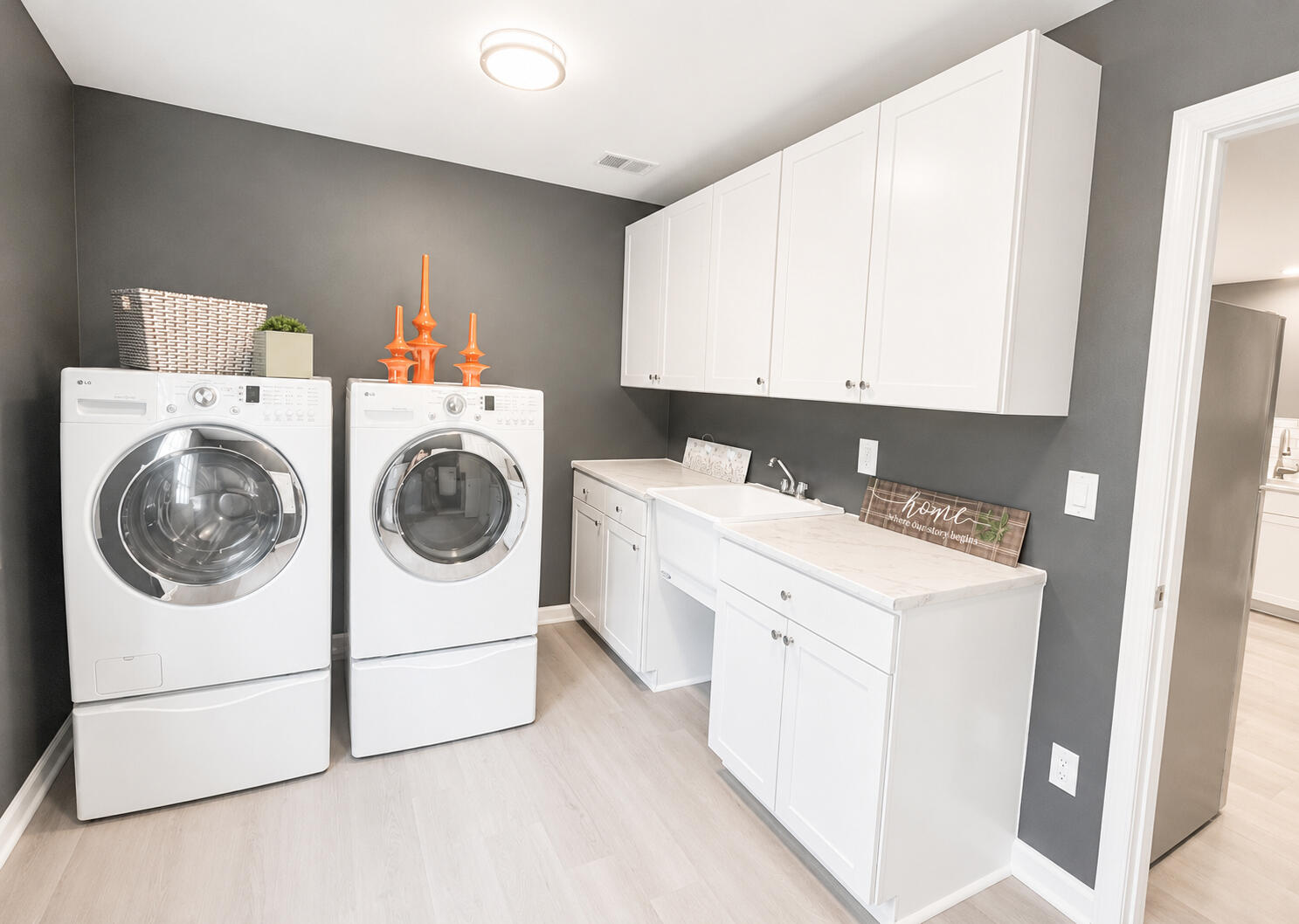 134 Wells Circle St. Stephen, SC 29479 - Photo 20 of 26 laundry room