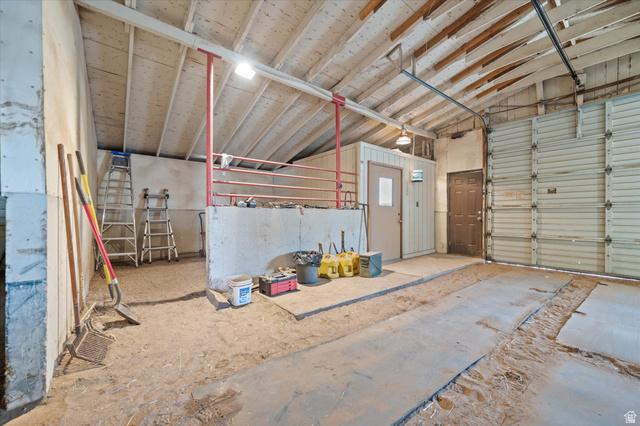 2298 West 800 North Clinton, UT 84015 - Photo 46 of 53 View of garage