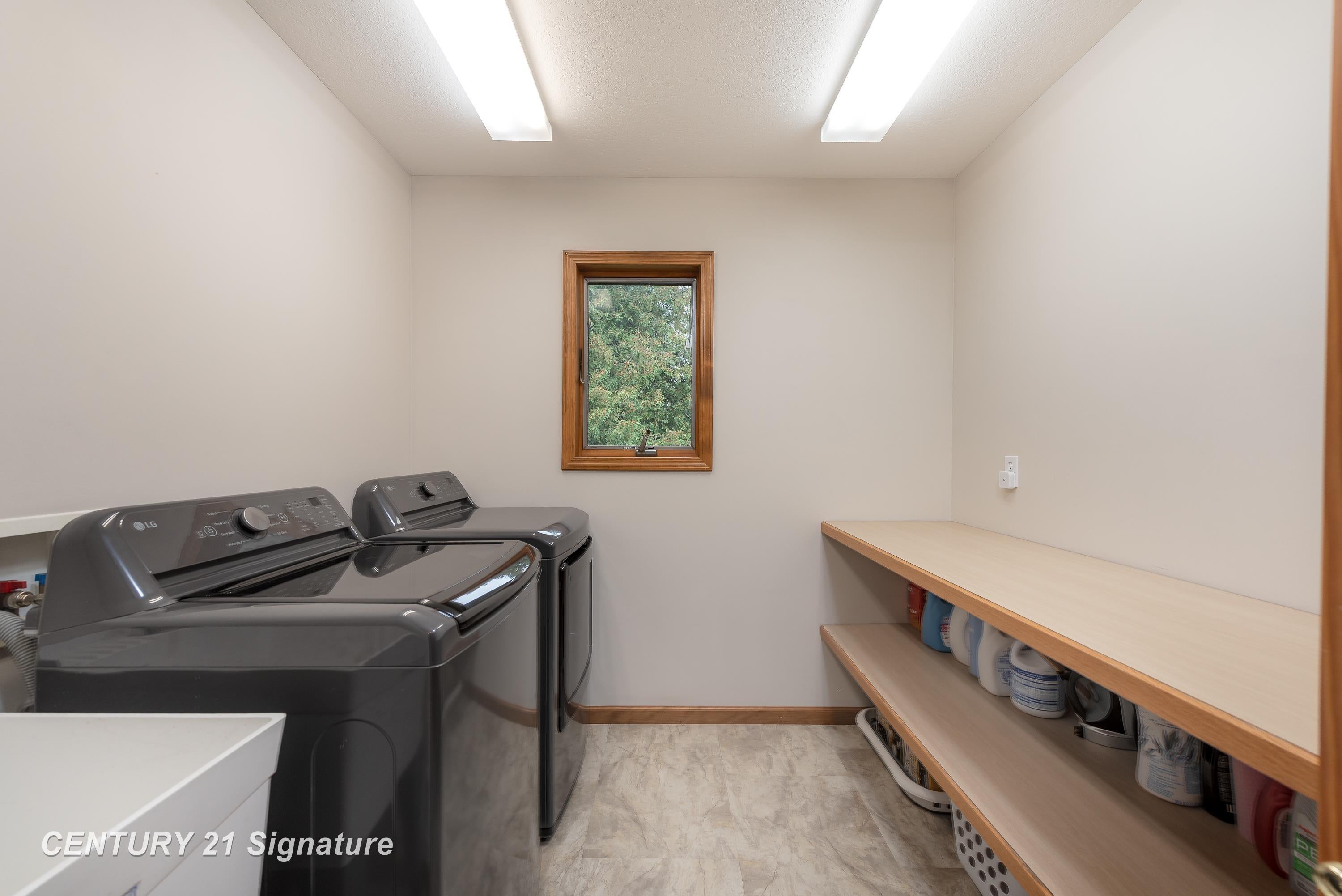 5496 South Cedar River Road Gladwin, MI 48624 - Photo 23 of 38 Gallery Image 23
