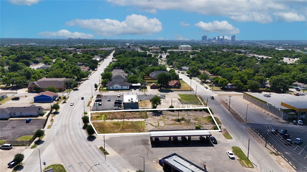 3607 East Rosedale Street Fort Worth, TX 76105 - Photo 11 of 15 Aerial overview of property's location featuring property boundaries highlighted