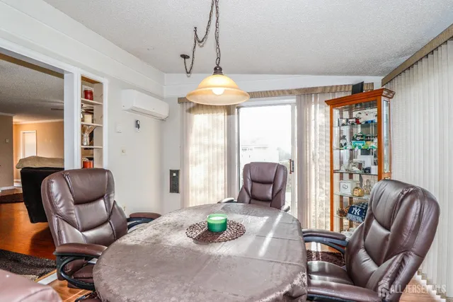 $435,000 | 324 A Quinton Drive, Monroe Township, NJ 08831