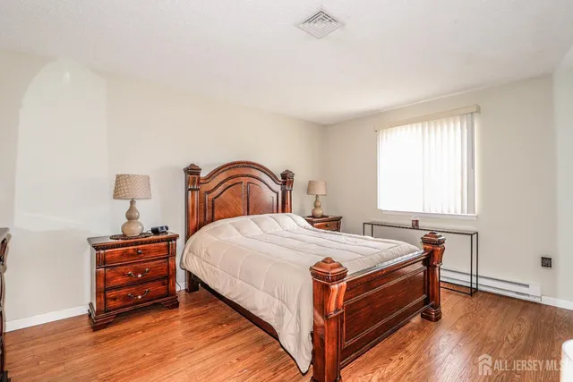 $435,000 | 324 A Quinton Drive, Monroe Township, NJ 08831