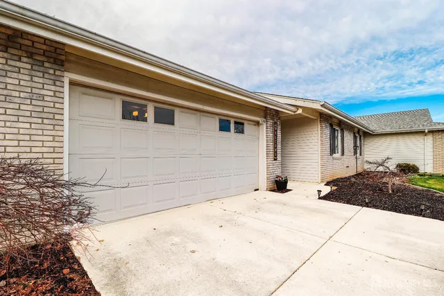 $435,000 | 324 A Quinton Drive, Monroe Township, NJ 08831