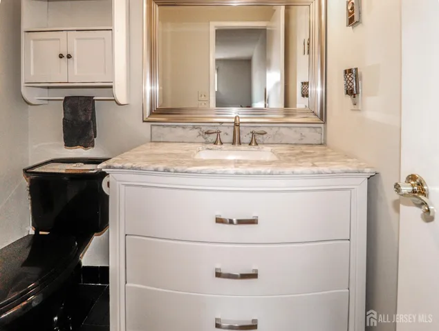 $435,000 | 324 A Quinton Drive, Monroe Township, NJ 08831