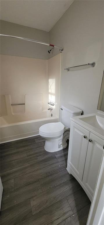 2085 Lenoa Lane Austell, GA 30106 - Photo 9 of 14 a bathroom with a sink and a mirror