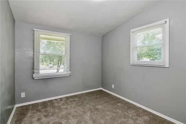 $1,620 | 8500 East 91st Street, Kansas City, MO 64138