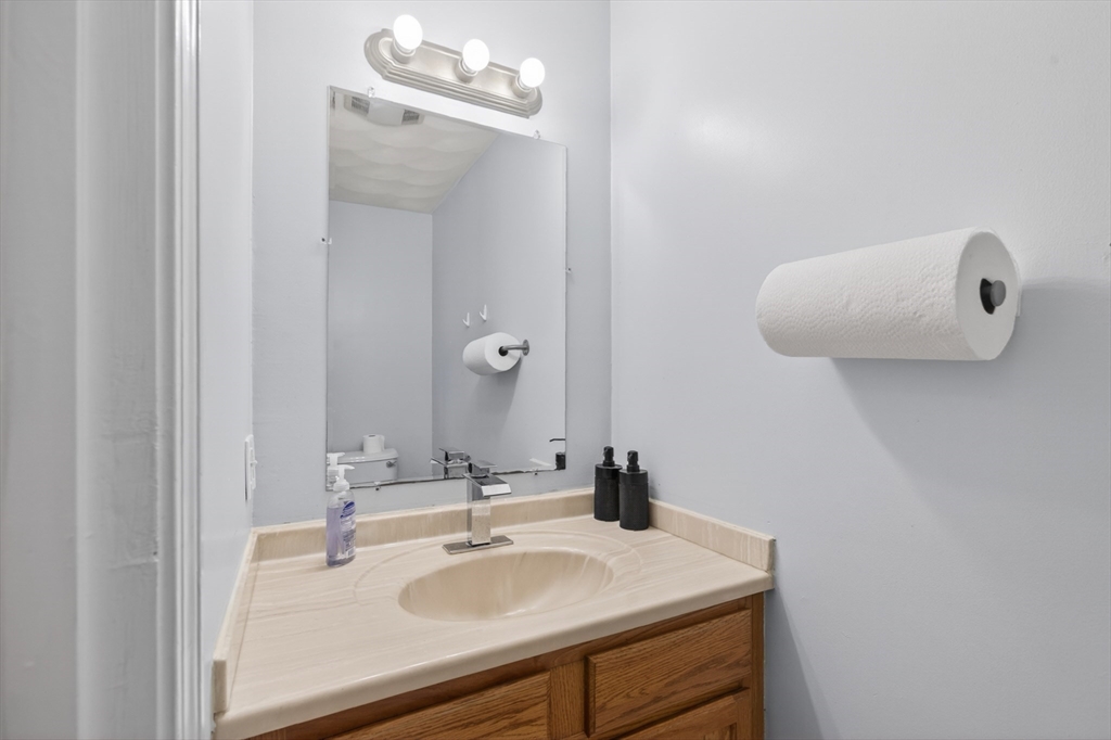 59 Nevins Road, Unit 59 Methuen, MA 01844 - Photo 13 of 33