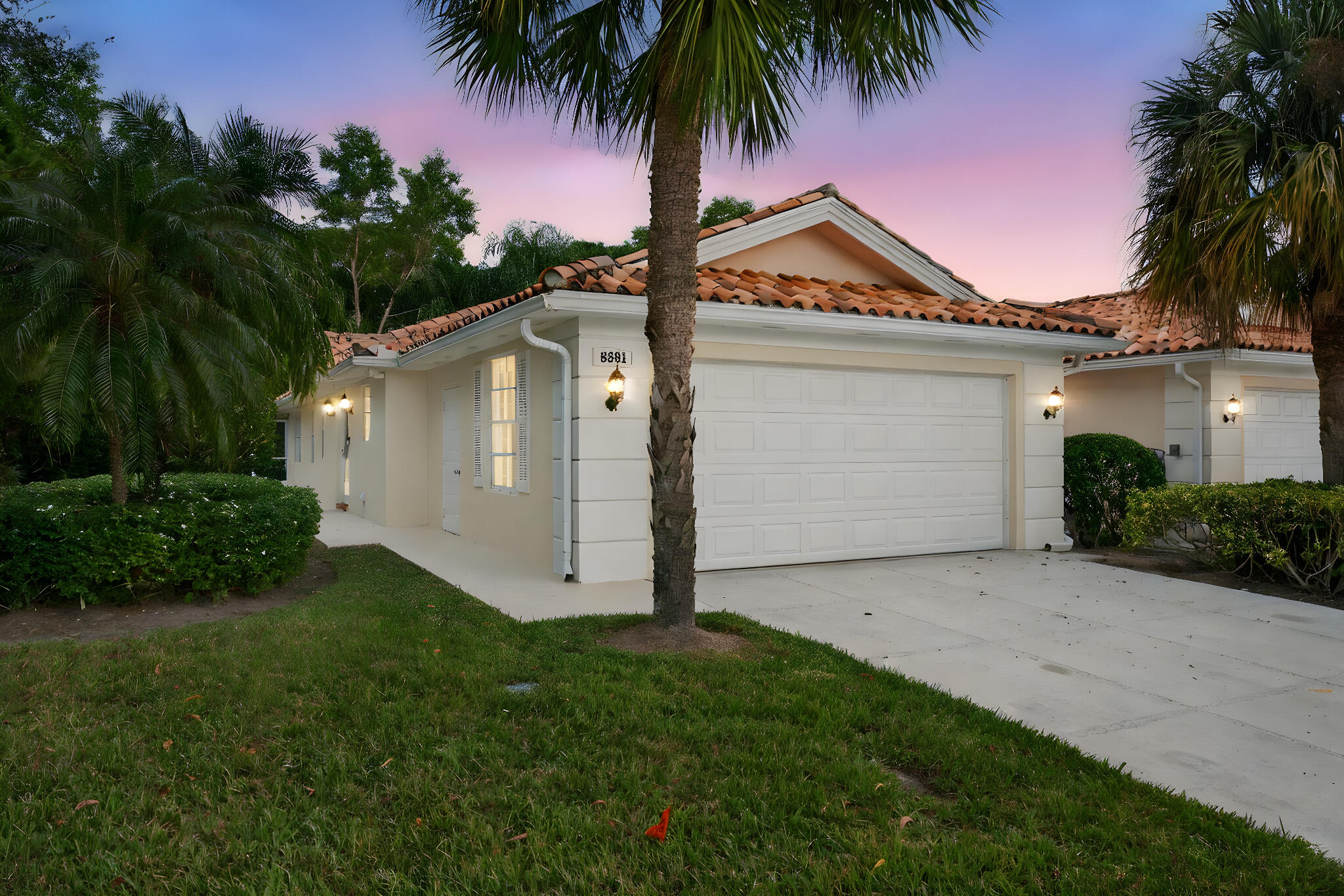 8381 Southeast Double Tree Drive Hobe Sound, FL 33455 - Photo 2 of 29 16-web-or-mls-_MLP0431 day to dusk
