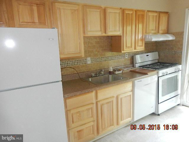 5933 Grand Banks Road Columbia, MD 21044 - Photo 12 of 13 Kitchen