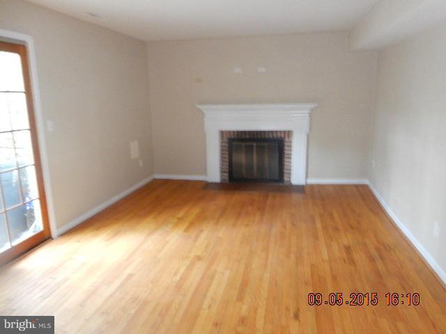 5933 Grand Banks Road Columbia, MD 21044 - Photo 5 of 13 Family Room