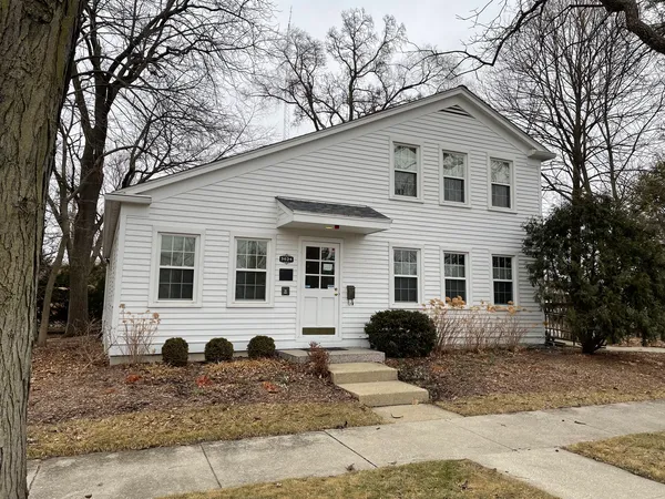 $200,000 | 3624 216th Street, Matteson, IL 60443