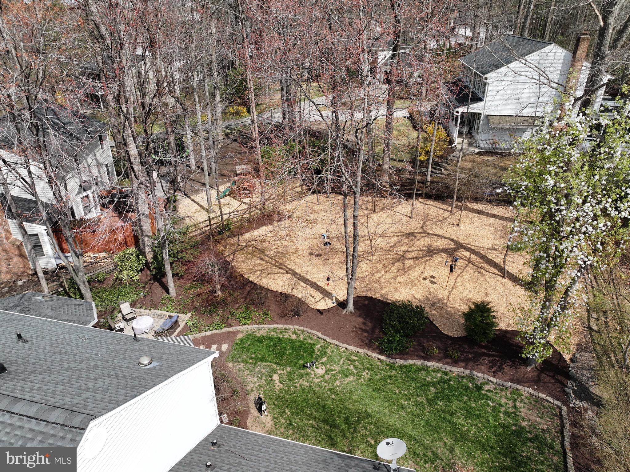 12033 Lake Newport Road Reston, VA 20170 - Photo 3 of 63 Fenced yard