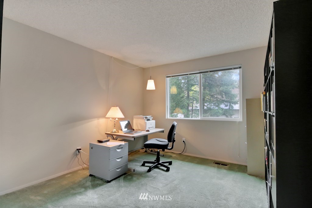 15867 132nd Place Southeast Renton, WA 98058 - Photo 19 of 24 Gallery Image 19