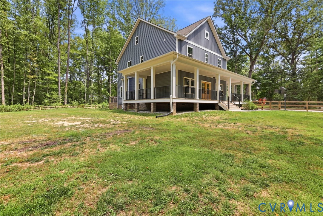 13020 Elmont Road Ashland, VA 23005 - Photo 3 of 56 1.3 acre lot! Privacy and most fenced in