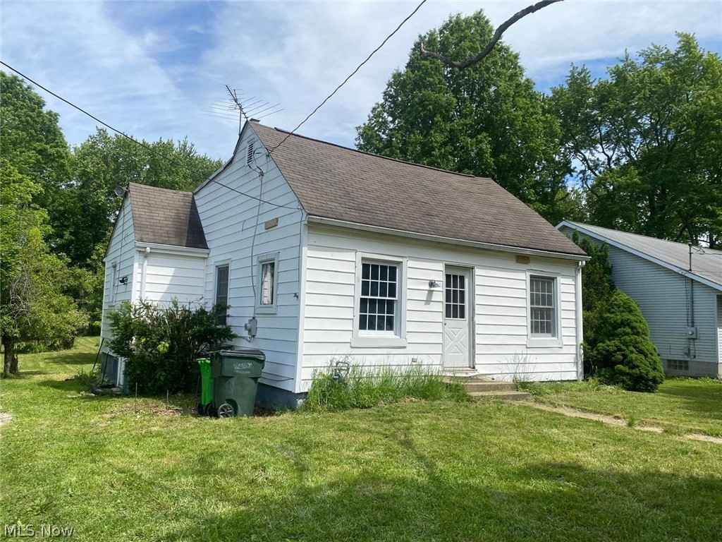 4111 Pardee Road Stow, OH 44224 - Photo 1 of 9